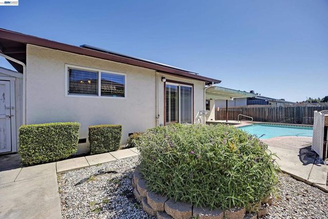1504 Yosemite Dr, Antioch, CA 94509