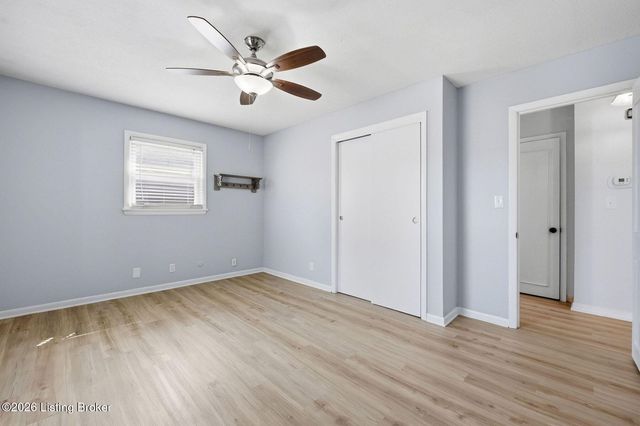 2608 Woodsdale Ave, Louisville, KY 40220