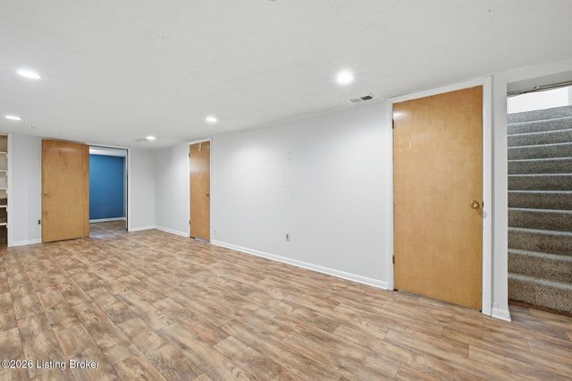 2608 Woodsdale Ave, Louisville, KY 40220