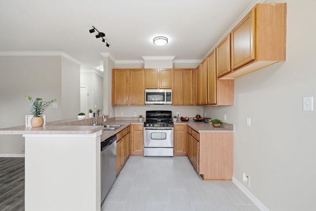 8342 Cassidy Creek Court, Houston, TX 77095