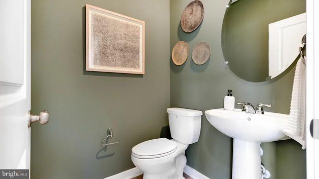 0003 WINTER WREN LN, Jeffersonton, VA 22724