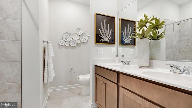 0003 WINTER WREN LN, Jeffersonton, VA 22724