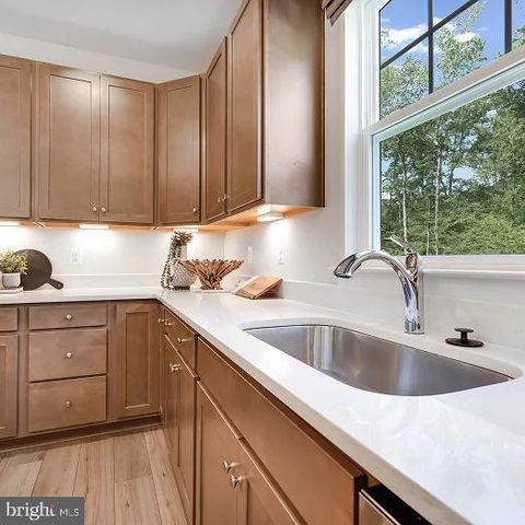 0003 WINTER WREN LN, Jeffersonton, VA 22724