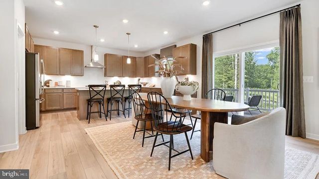 0003 WINTER WREN LN, Jeffersonton, VA 22724