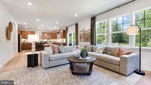 0003 WINTER WREN LN, Jeffersonton, VA 22724