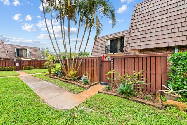 2774 SW 15th Street 2774, Deerfield Beach, FL 33442