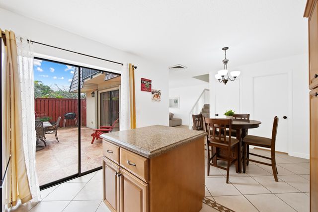 2774 SW 15th Street 2774, Deerfield Beach, FL 33442