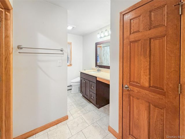 25 E Mountain Road S, Cold Spring, NY 10516