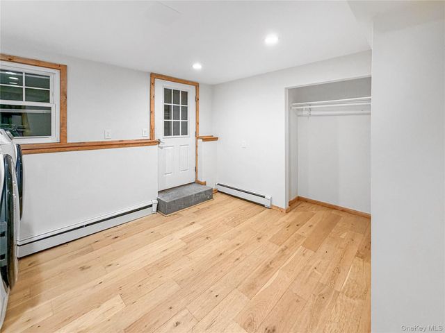 25 E Mountain Road S, Cold Spring, NY 10516