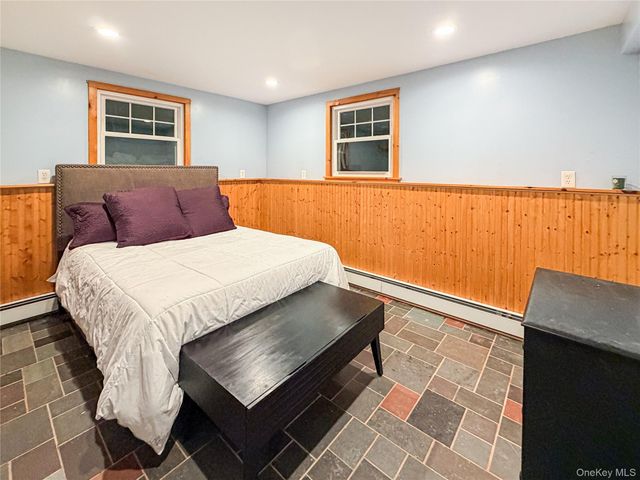 25 E Mountain Road S, Cold Spring, NY 10516