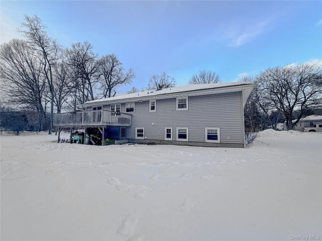 25 E Mountain Road S, Cold Spring, NY 10516