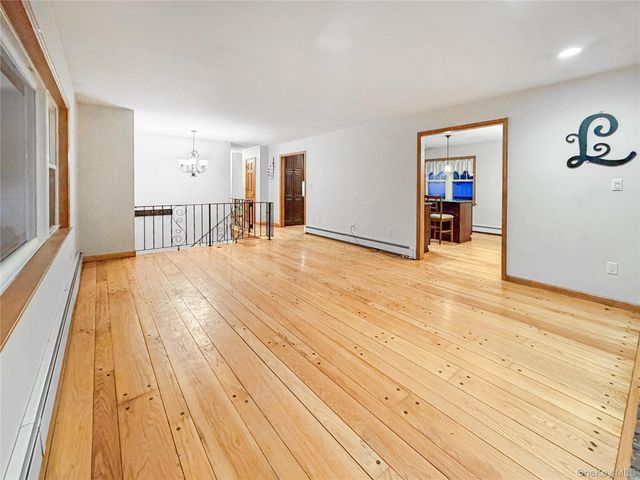 25 E Mountain Road S, Cold Spring, NY 10516