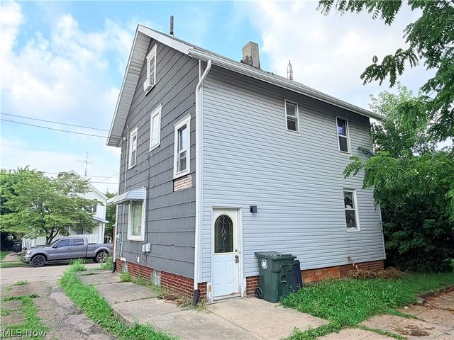 2310 7th Street NW, Canton, OH 44708