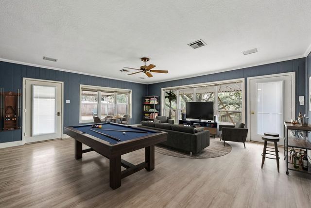 740 Wedgewood Drive, Woodway, TX 76712