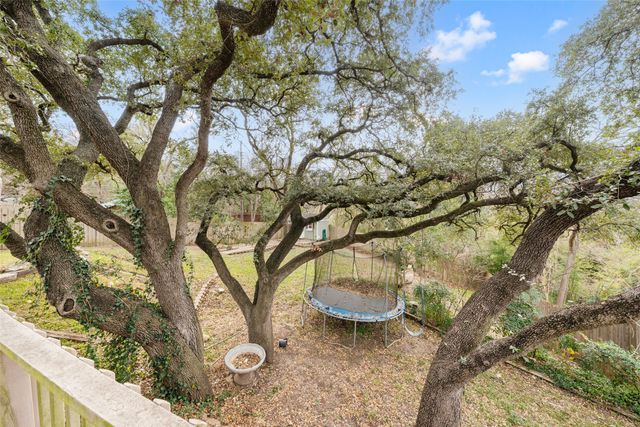 740 Wedgewood Drive, Woodway, TX 76712