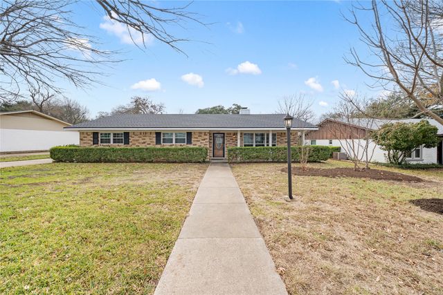 740 Wedgewood Drive, Woodway, TX 76712