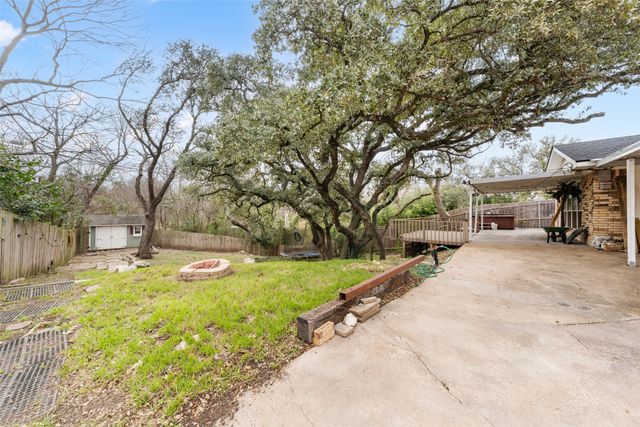 740 Wedgewood Drive, Woodway, TX 76712