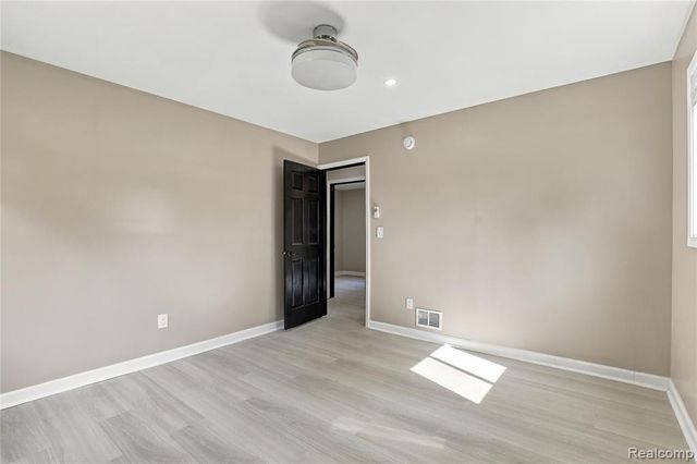 635 S 31st Street, Saginaw, MI 48601