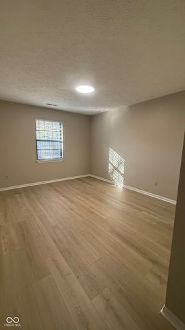 14610 Village Park East Drive, Carmel, IN 46033