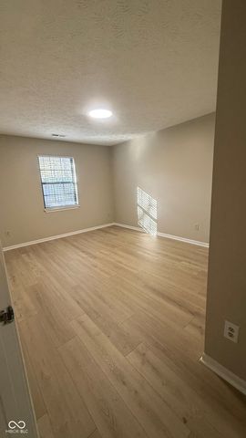 14610 Village Park East Drive, Carmel, IN 46033