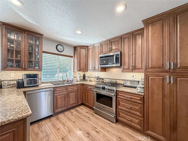 7507 Carmenita Lane, West Hills, CA 91304
