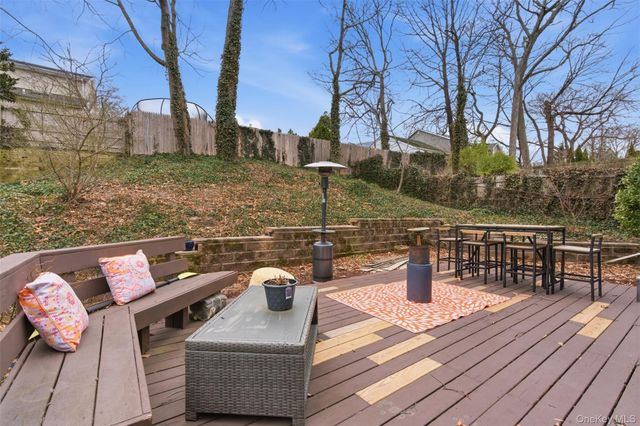 319 Jefferson Street, Centerport, NY 11721