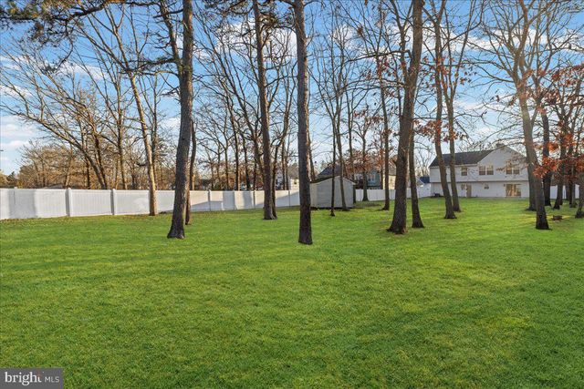 307 COLORADO TRL, Browns Mills, NJ 08015