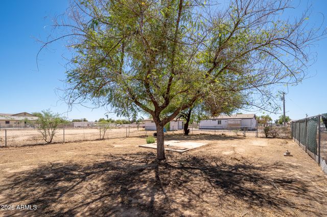16208 W VISTA Avenue, Litchfield Park, AZ 85340