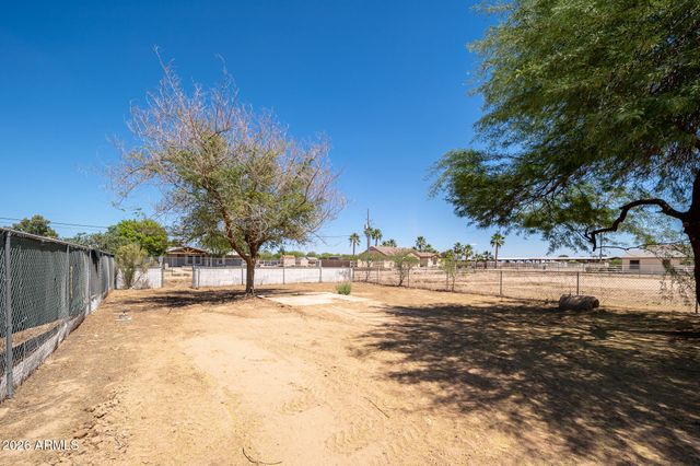 16208 W VISTA Avenue, Litchfield Park, AZ 85340