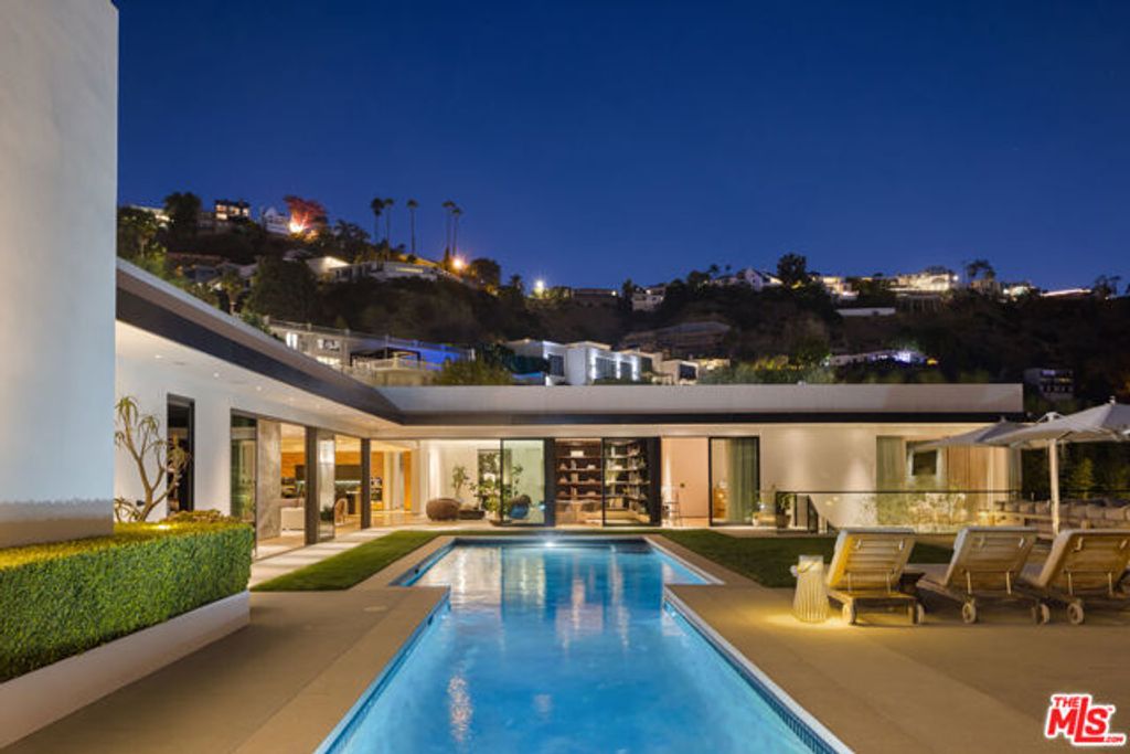 1877 Rising Glen Road, Los Angeles, CA 90069