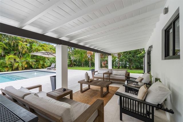 7200 SW 107th Ter, Pinecrest, FL 33156
