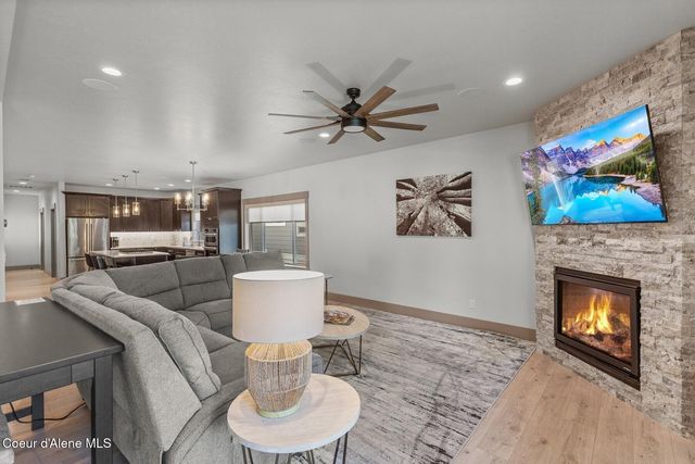 306 S 18th St, Coeur D'alene, ID 83814