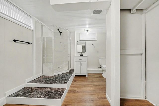 50740 Parian Avenue, South Bend, IN 46637