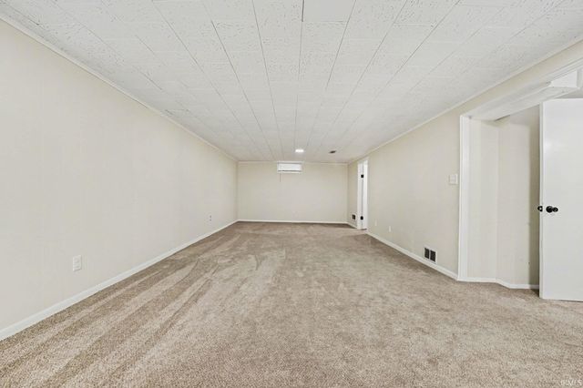 50740 Parian Avenue, South Bend, IN 46637