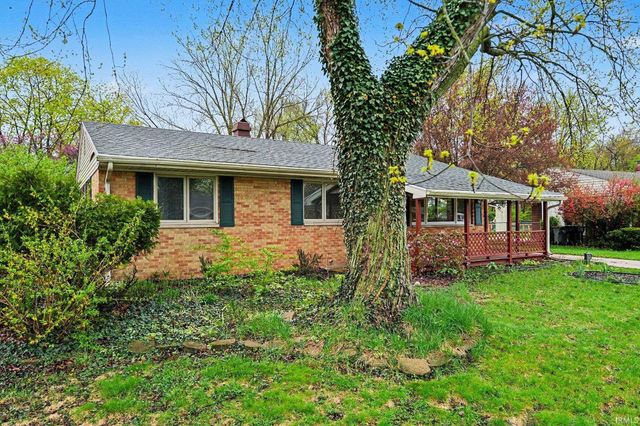 50740 Parian Avenue, South Bend, IN 46637