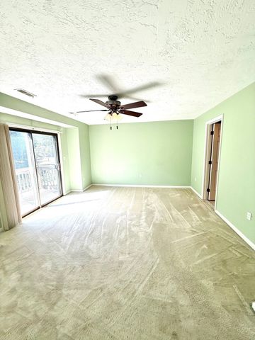 655 Pleasant Street 8, Weymouth, MA 02189