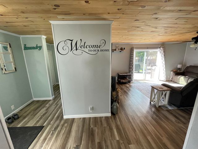 519 W Oak Street, Fremont, MI 49412