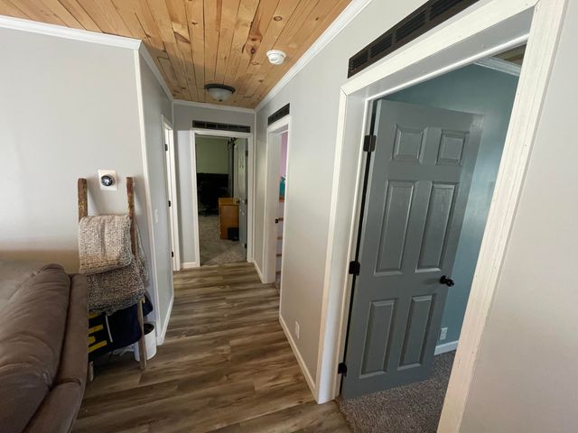 519 W Oak Street, Fremont, MI 49412