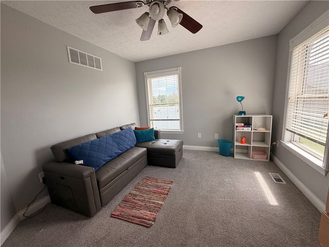 2049 N Highlander Drive, Xenia, OH 45385
