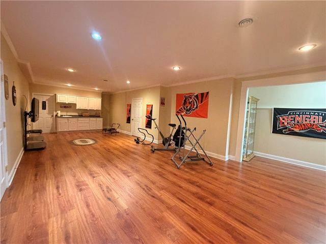 2049 N Highlander Drive, Xenia, OH 45385