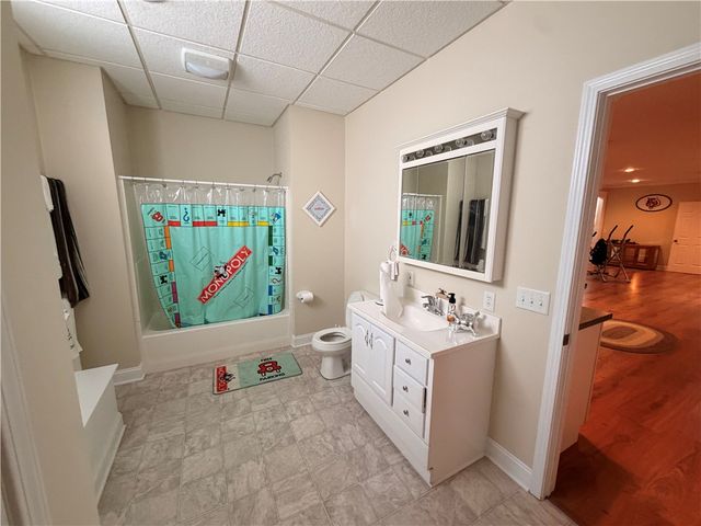 2049 N Highlander Drive, Xenia, OH 45385