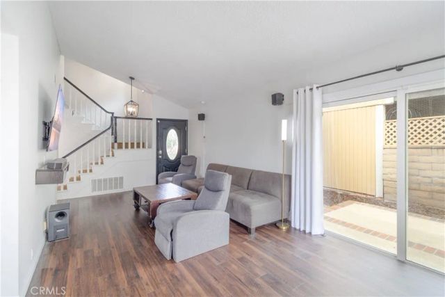 1492 Downing Court, Corona, CA 92882