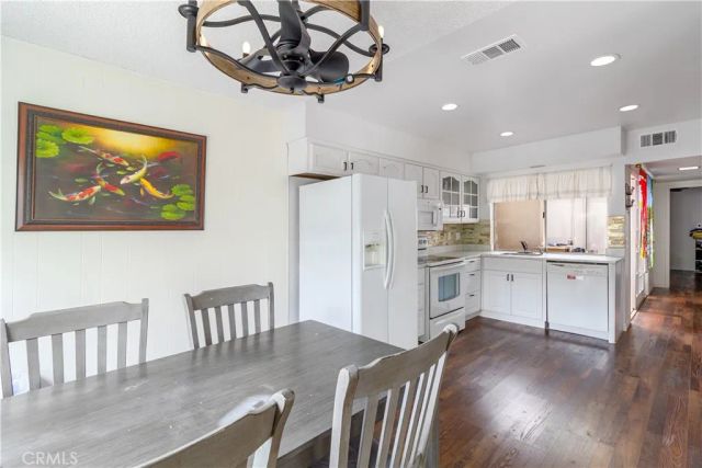 1492 Downing Court, Corona, CA 92882