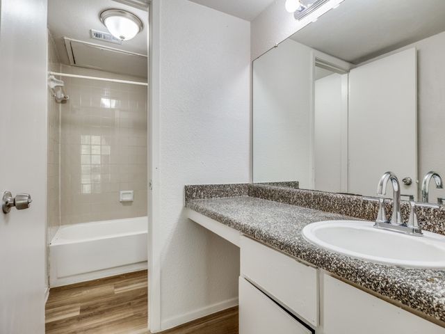 6050 Melody Lane 338, Dallas, TX 75231