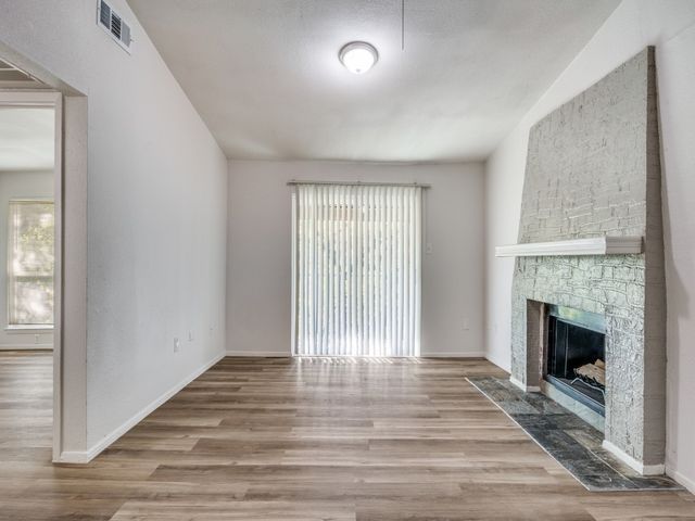 6050 Melody Lane 338, Dallas, TX 75231