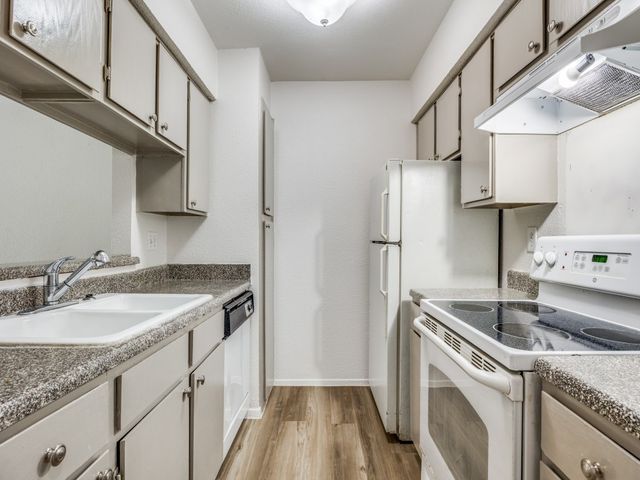 6050 Melody Lane 338, Dallas, TX 75231