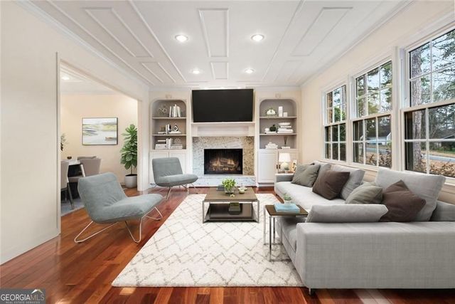 647 Shannon Green Circle SW, Mableton, GA 30126