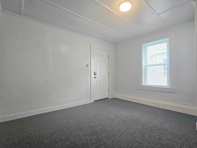 9 Cedar St 2R, Taunton, MA 02780