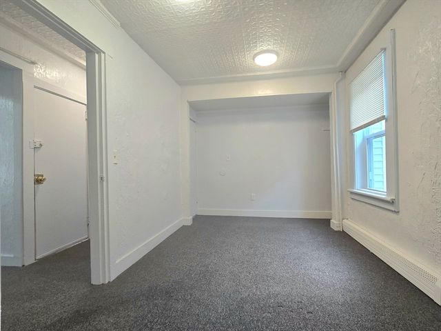 9 Cedar St 2R, Taunton, MA 02780
