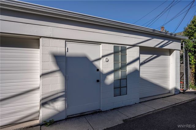 13 Park Street, Buffalo, NY 14201